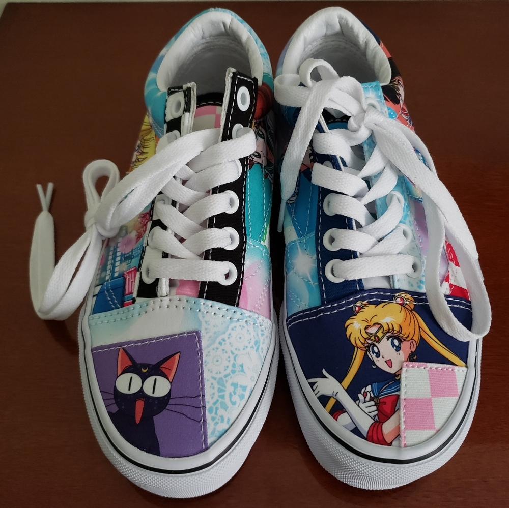 Brand New Sailor Moon Vans Sneakers Size 5